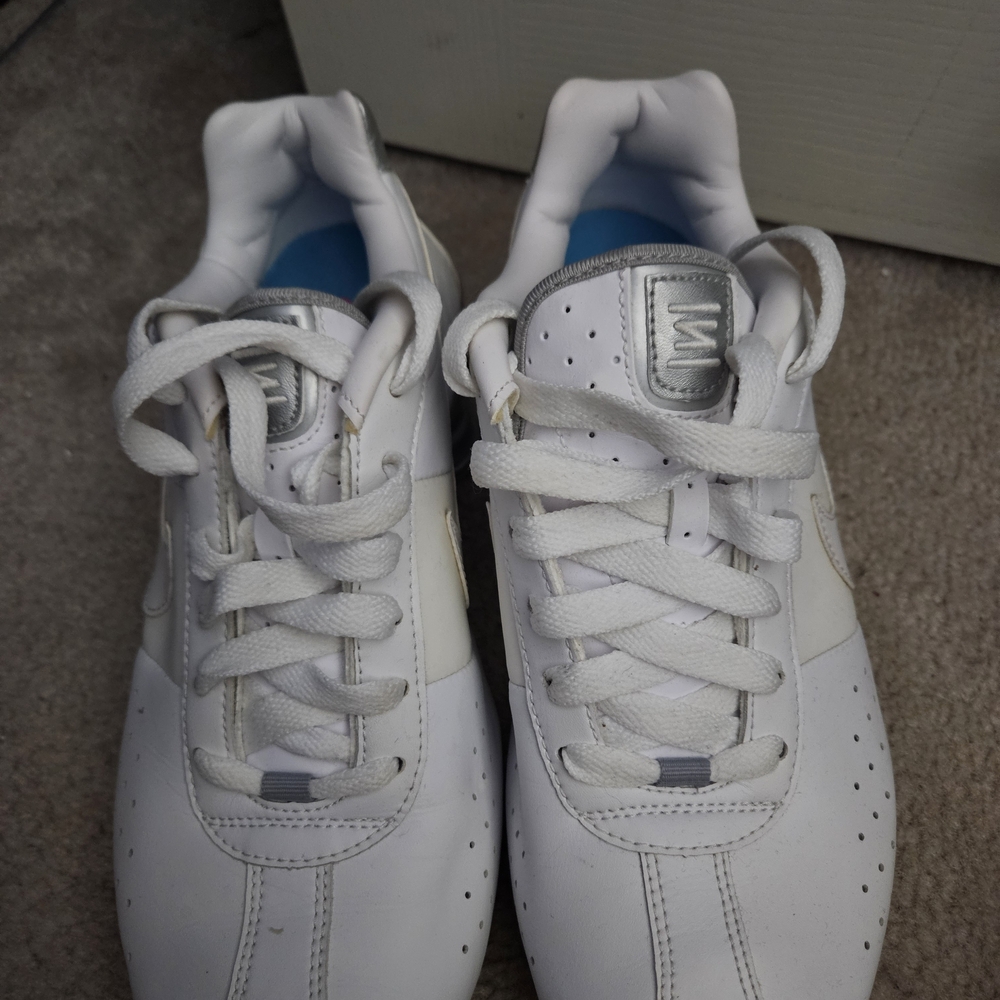Nike White Women's Sneakers